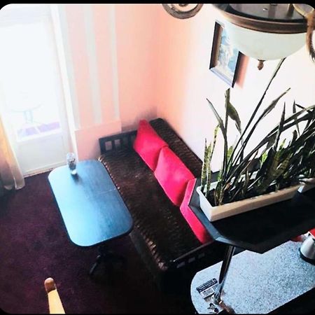 Площа Старий Ринок З Балконом Apartment Lviv Ngoại thất bức ảnh