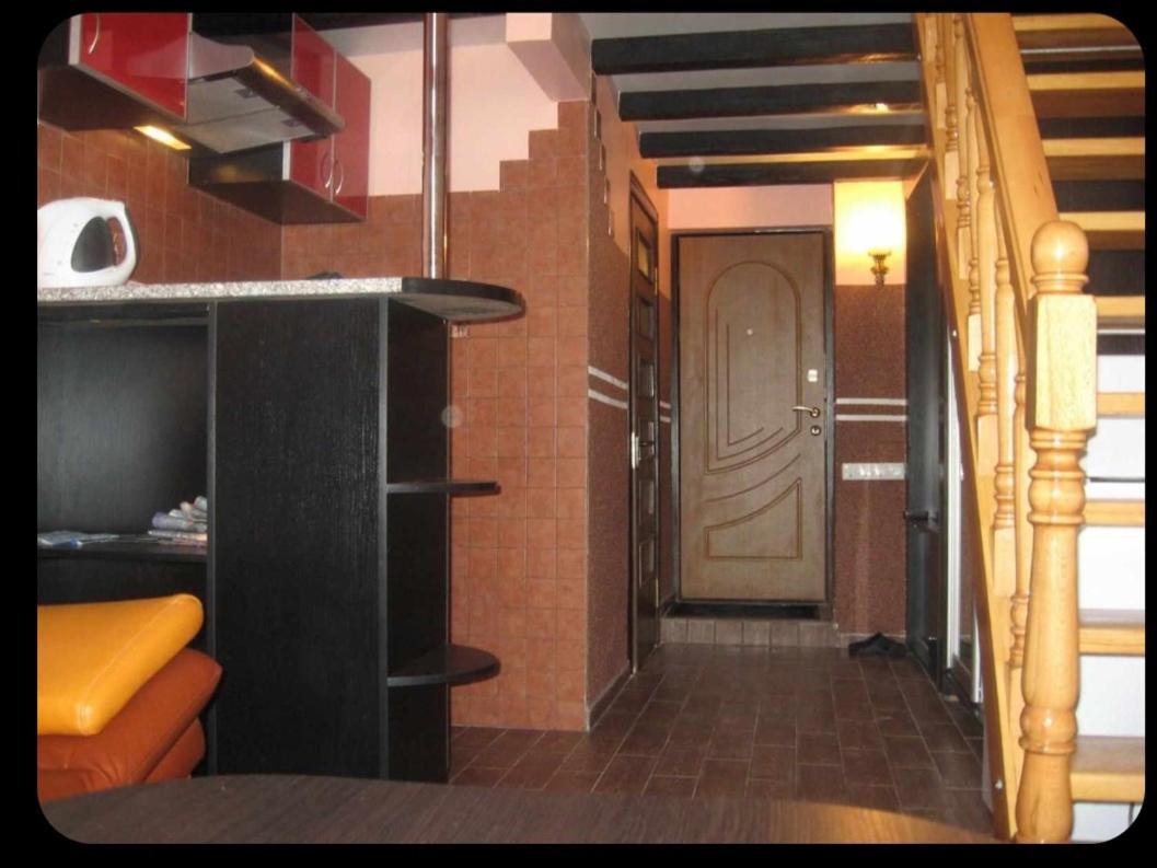 Площа Старий Ринок З Балконом Apartment Lviv Ngoại thất bức ảnh